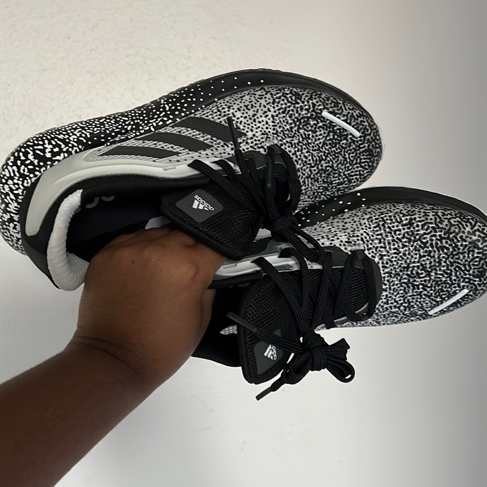 New adult adidas’s